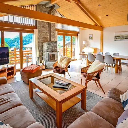 Souvenir Chalet *